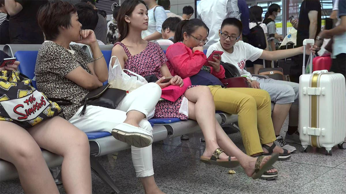 此帖看脸，就不信这个女孩的一颦一笑打动不了你