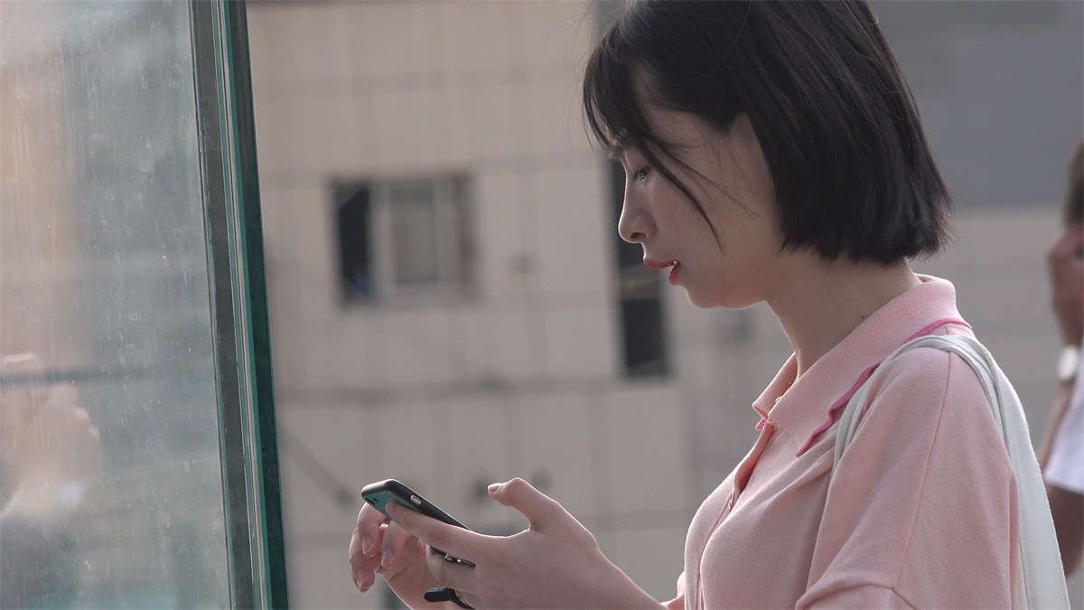 清纯气质小靓女的高跟鞋美足
