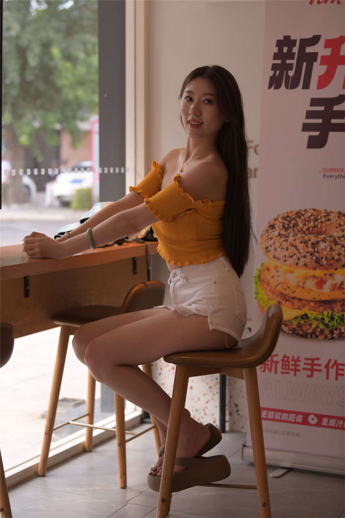 一始街拍作品 回忆趁虚而来