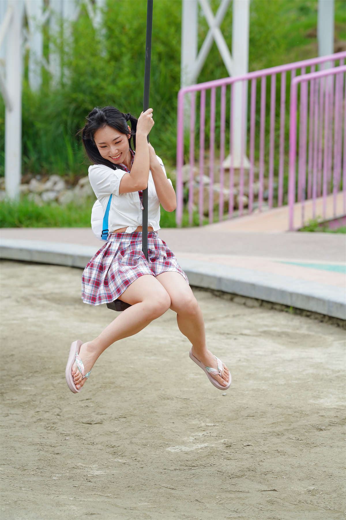 盛夏作品 马尾辫女孩