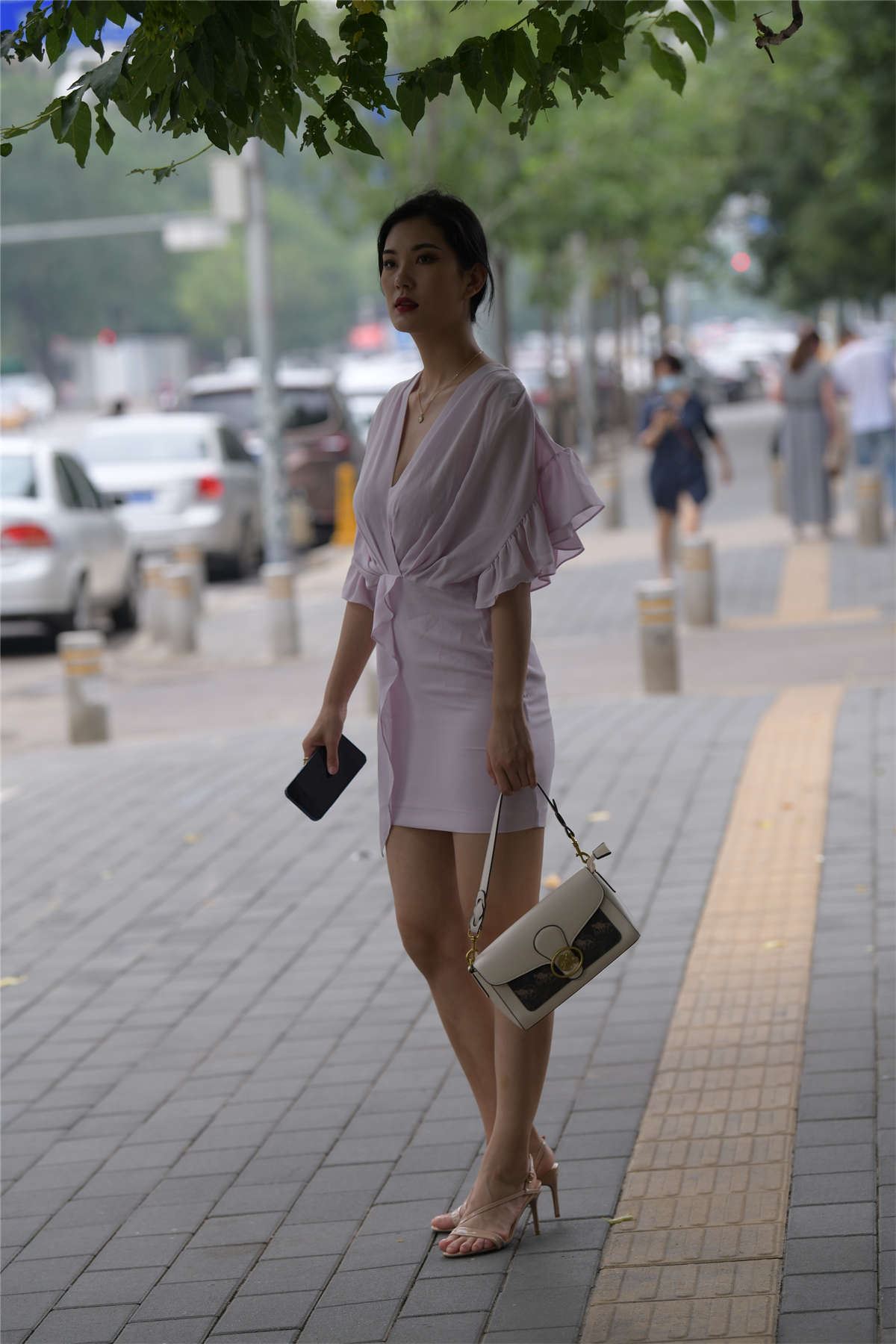 一始街拍作品 就在原地