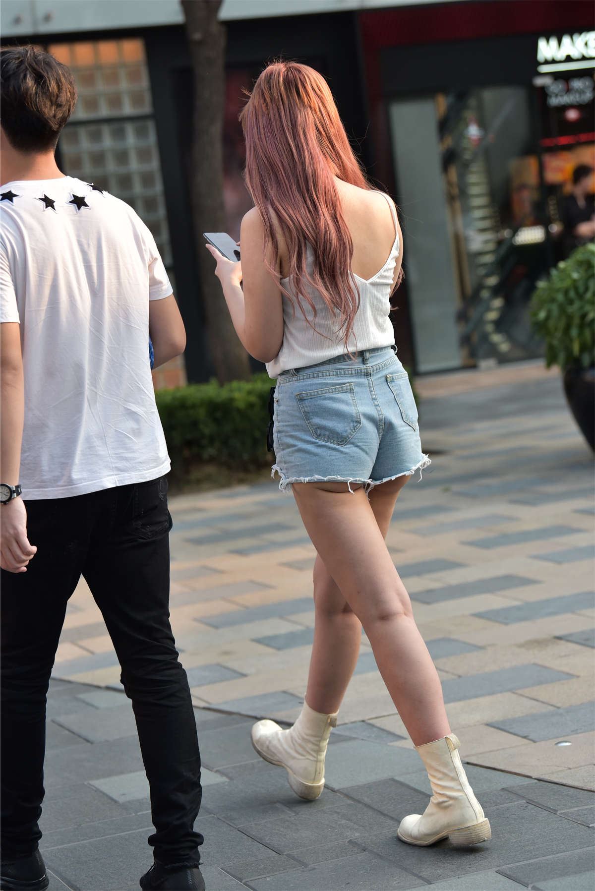 热裤小吊带MM高清原图