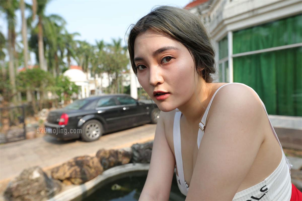 丰满美女骑单车高清图集