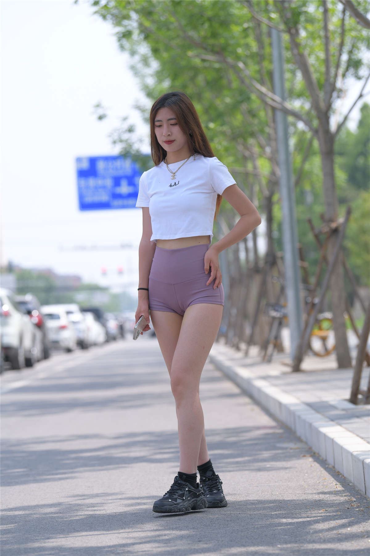 一始街拍作品 - 只有花知晓