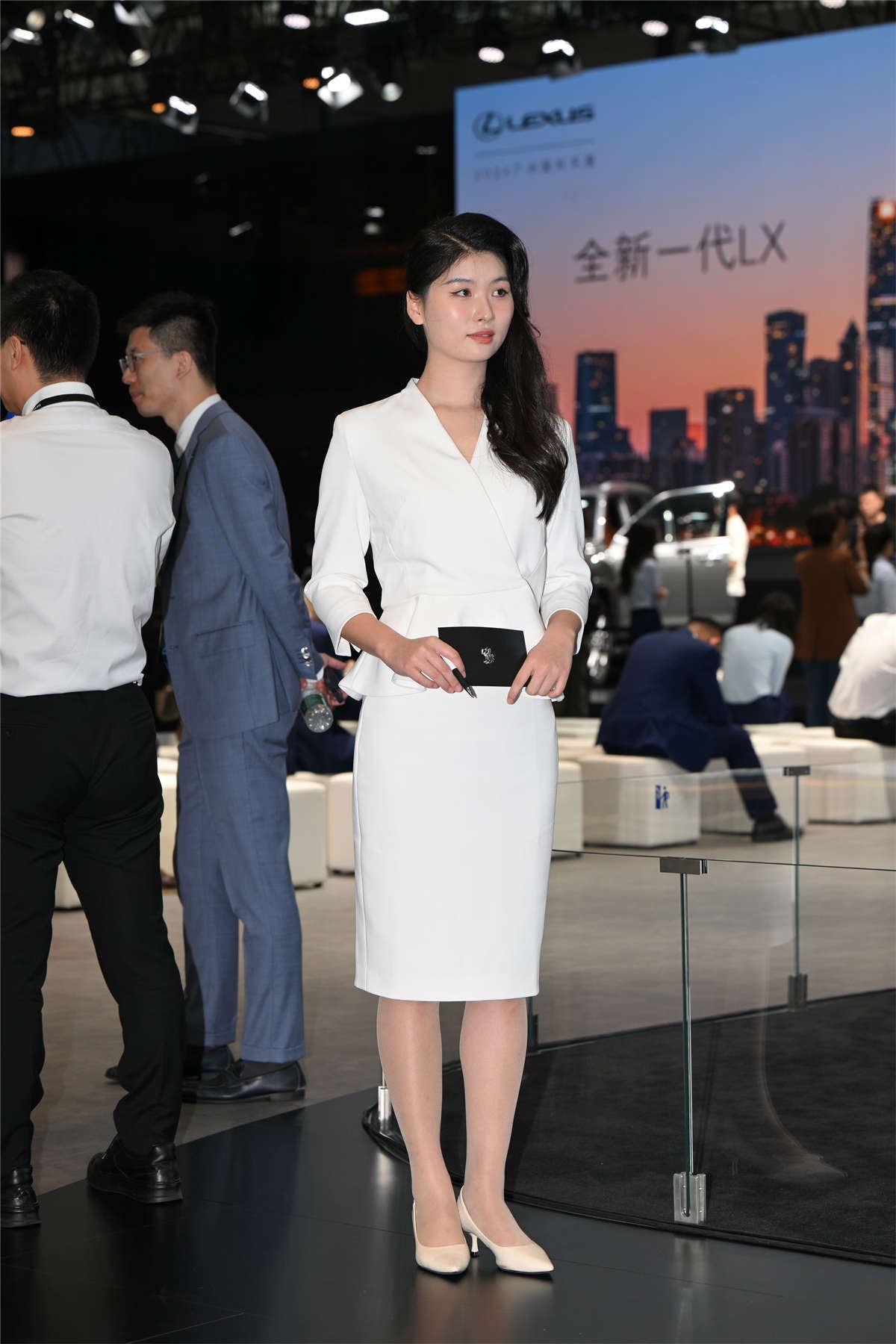 白裙礼仪