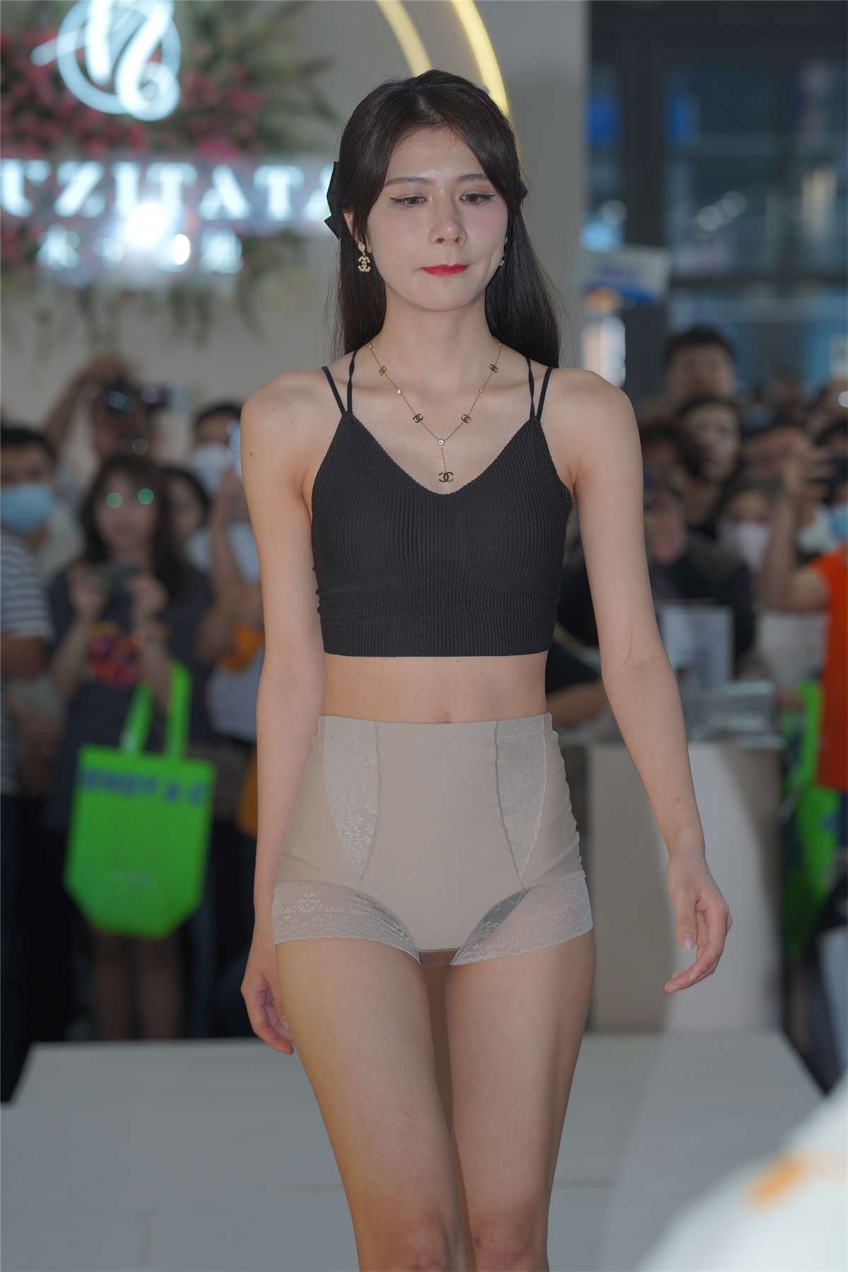 内衣展01