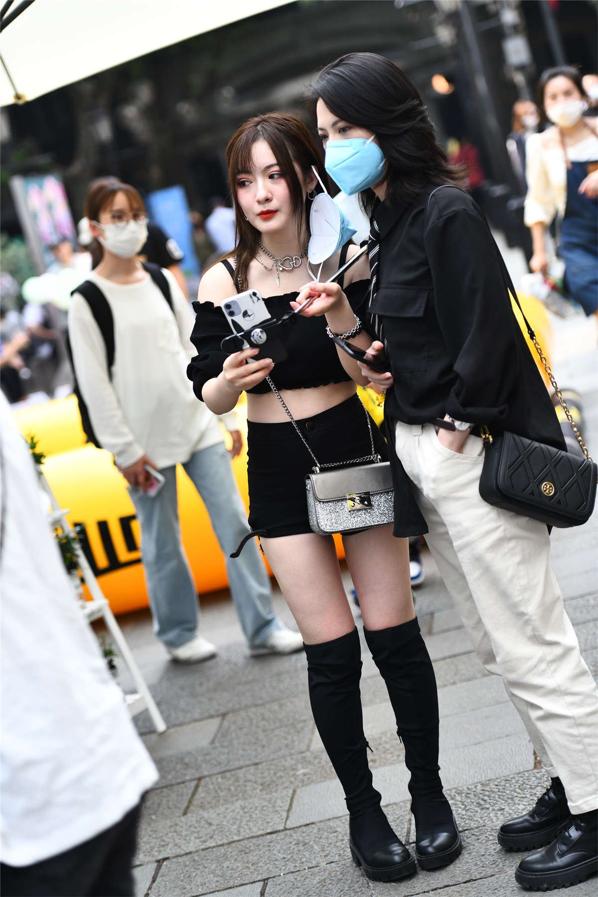 甜美长靴短裤