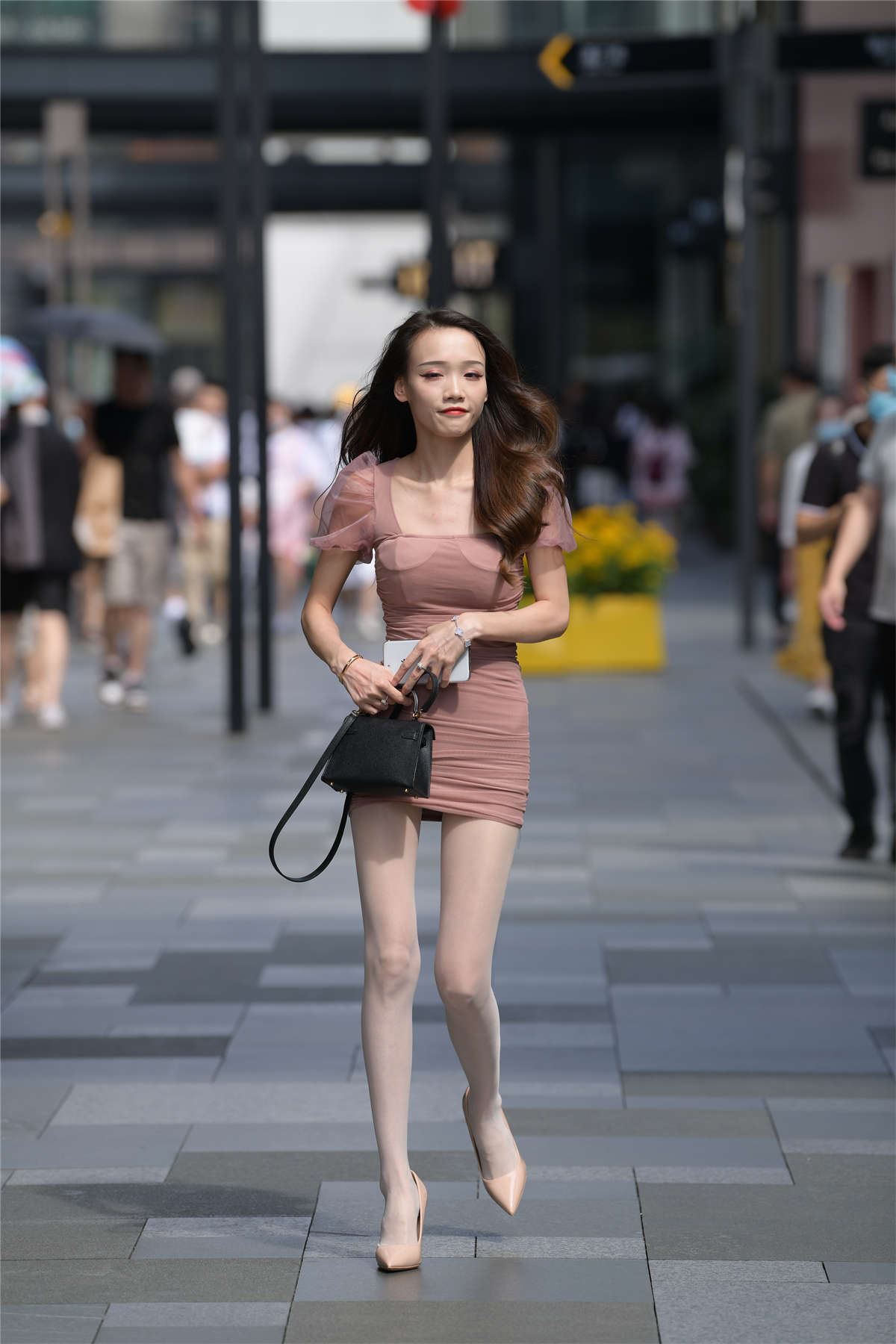 肉丝包臀裙