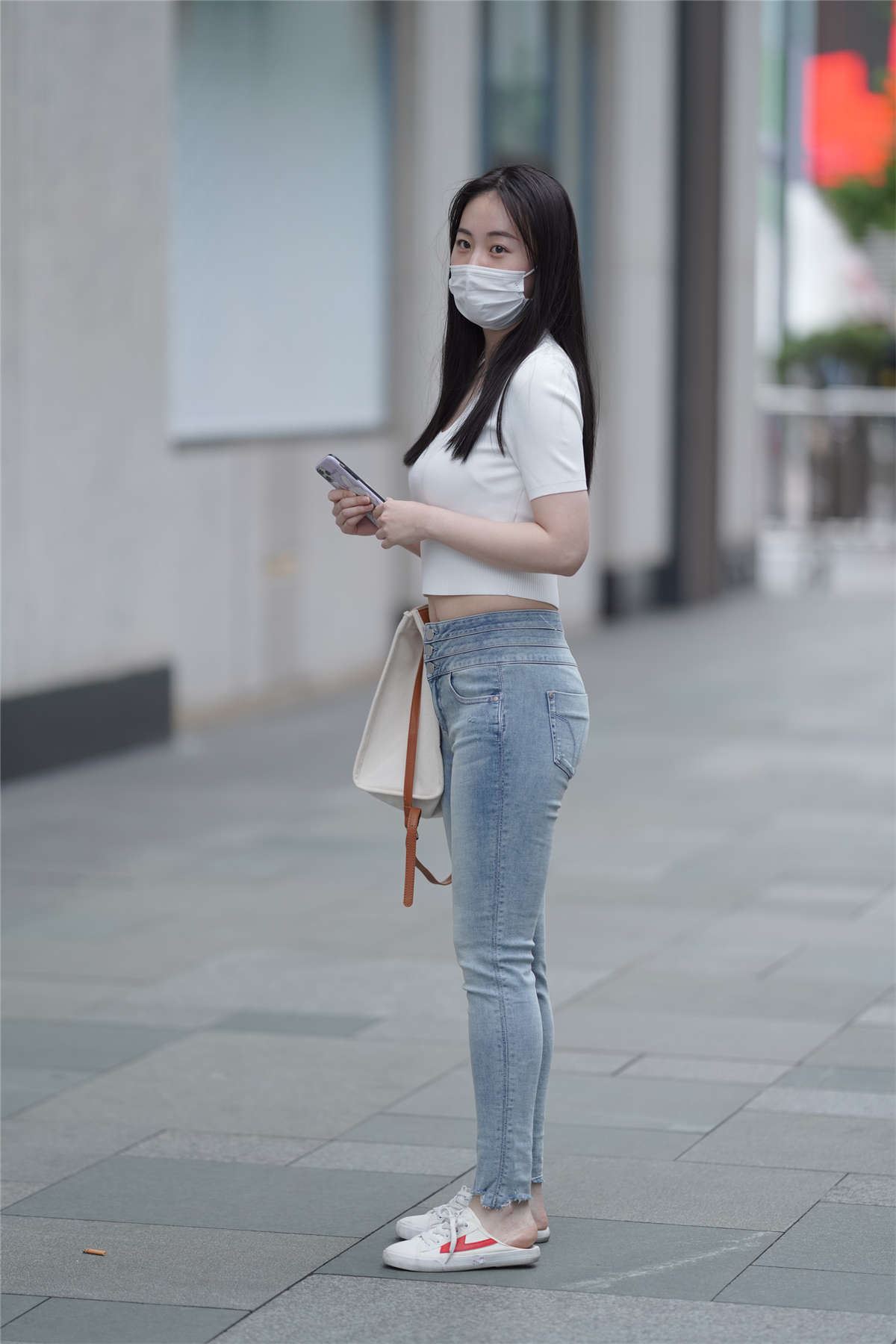 牛仔裤女孩
