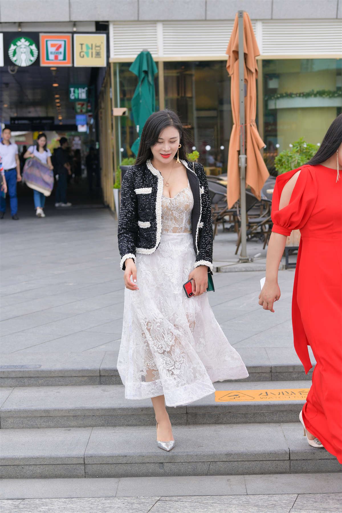 白色长裙白嫩凉高蕾丝美胸
