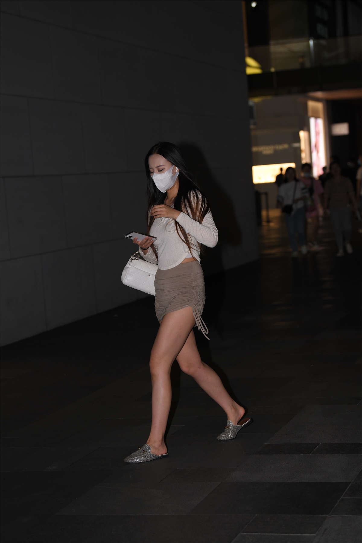 包臀裙小姐姐