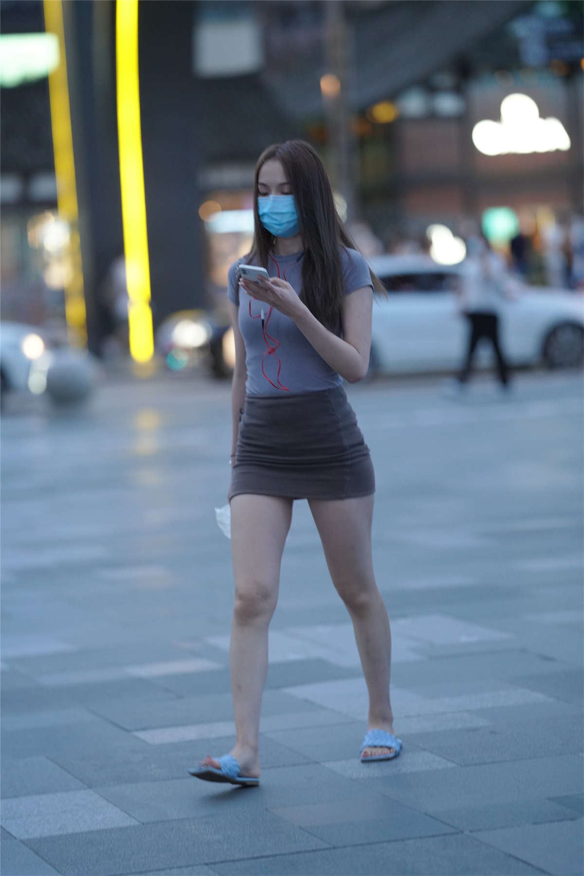 修身短裙搭配