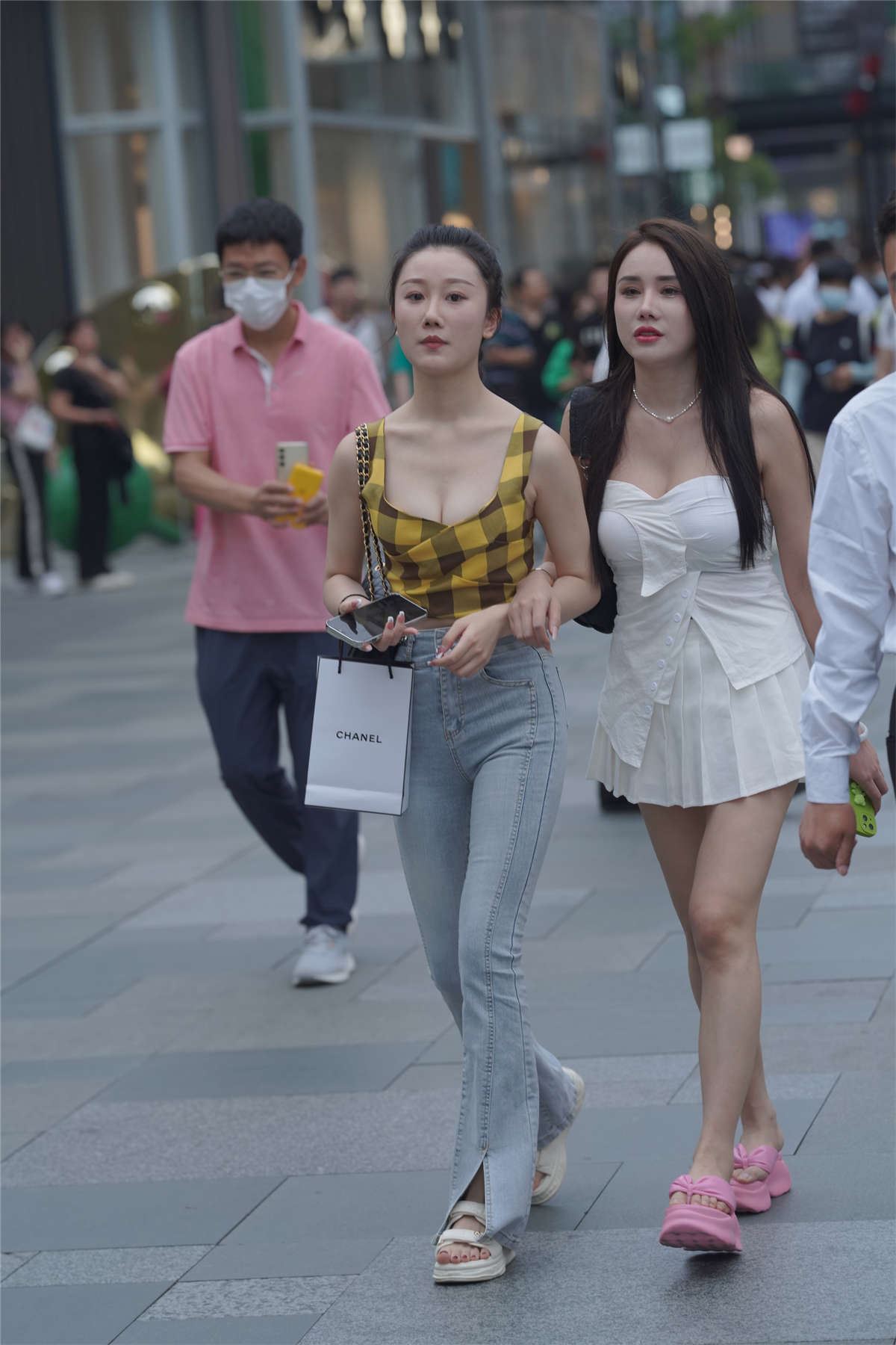 百搭喇叭牛仔裤