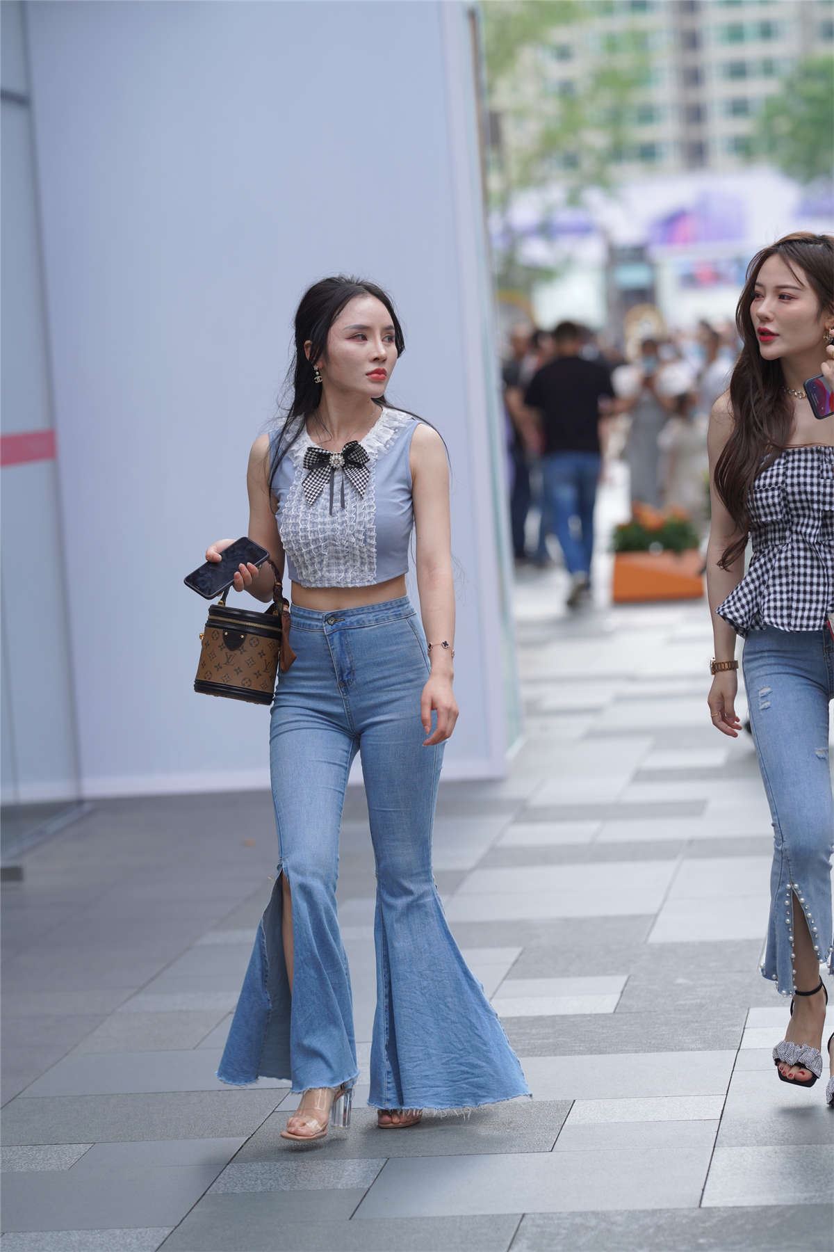 喇叭牛仔裤姐妹