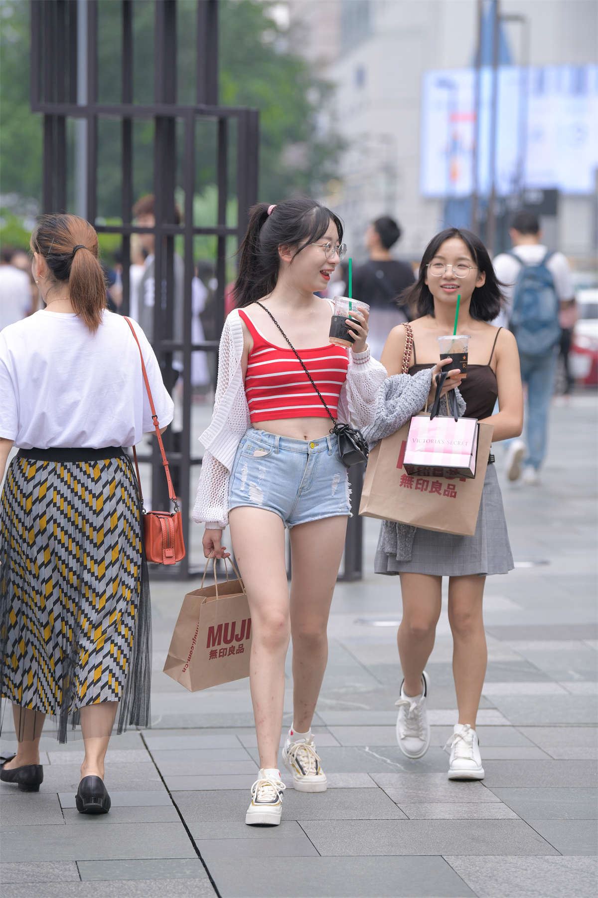 青春靓丽少女