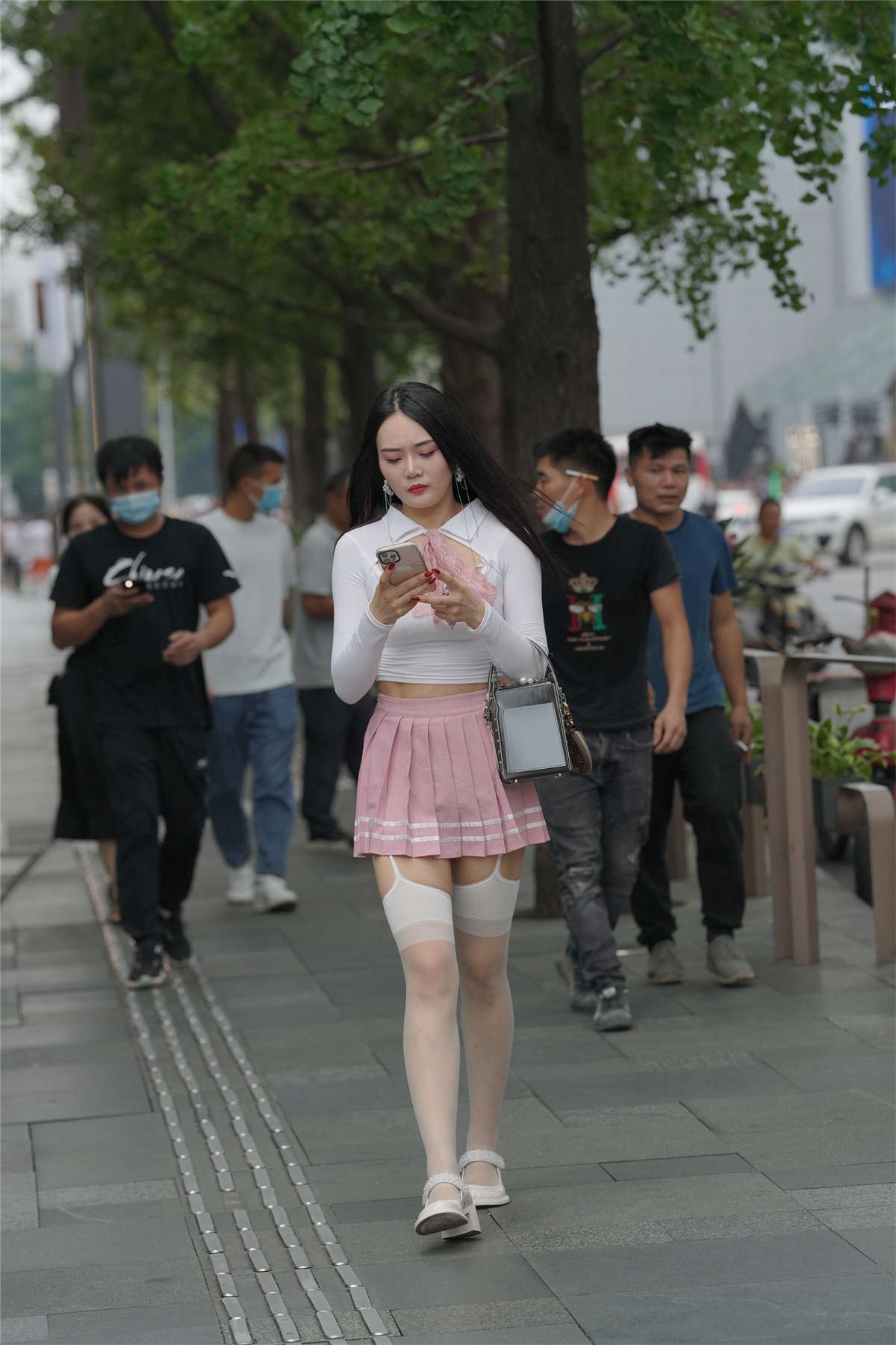 粉白青春动人