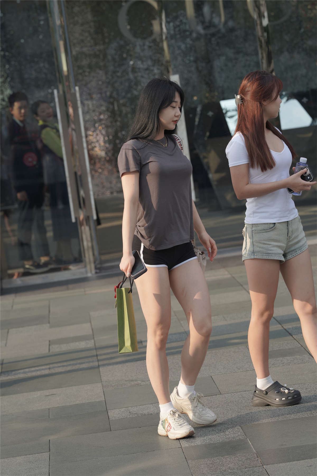 活力甜美女孩