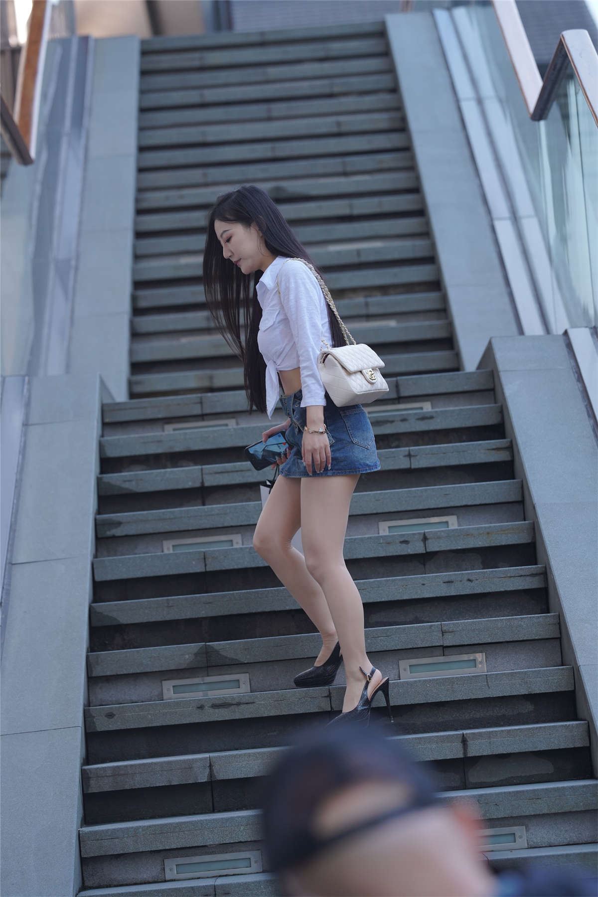 衬衫牛仔裙