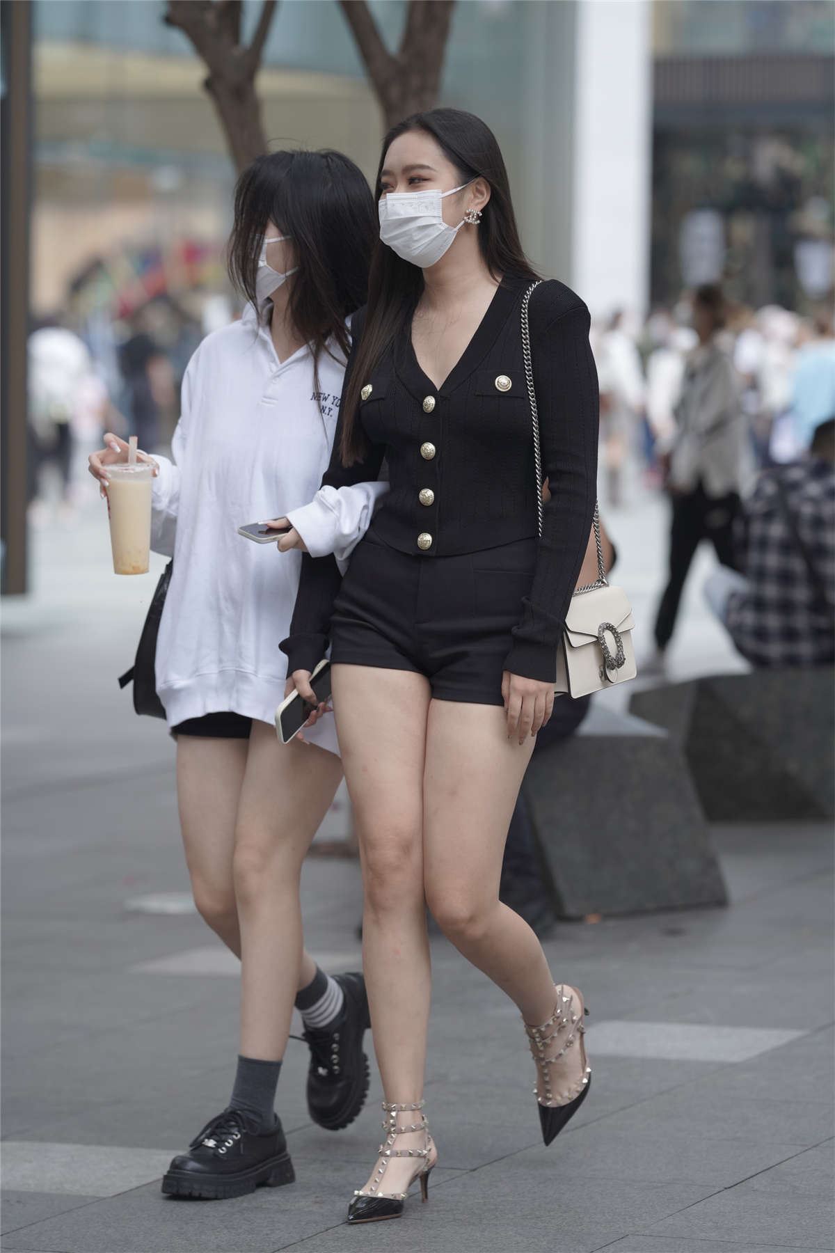 温婉姐妹