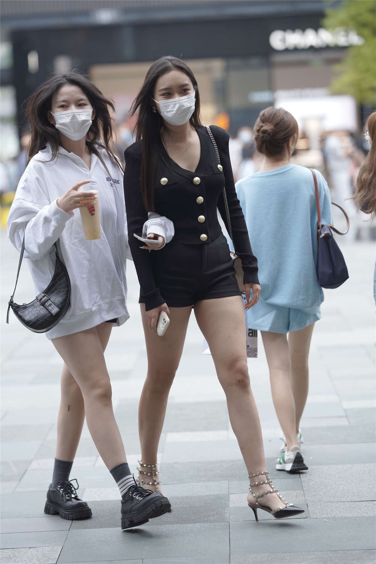 温婉姐妹