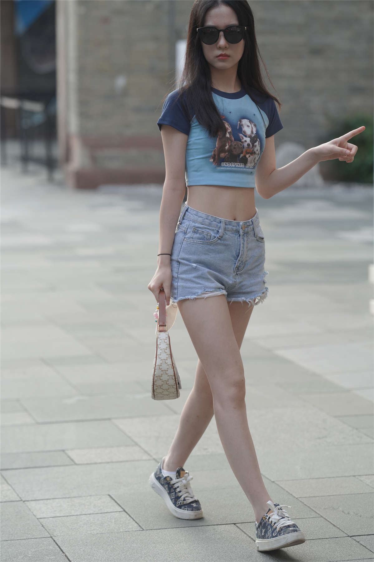 青春活力小蛮腰