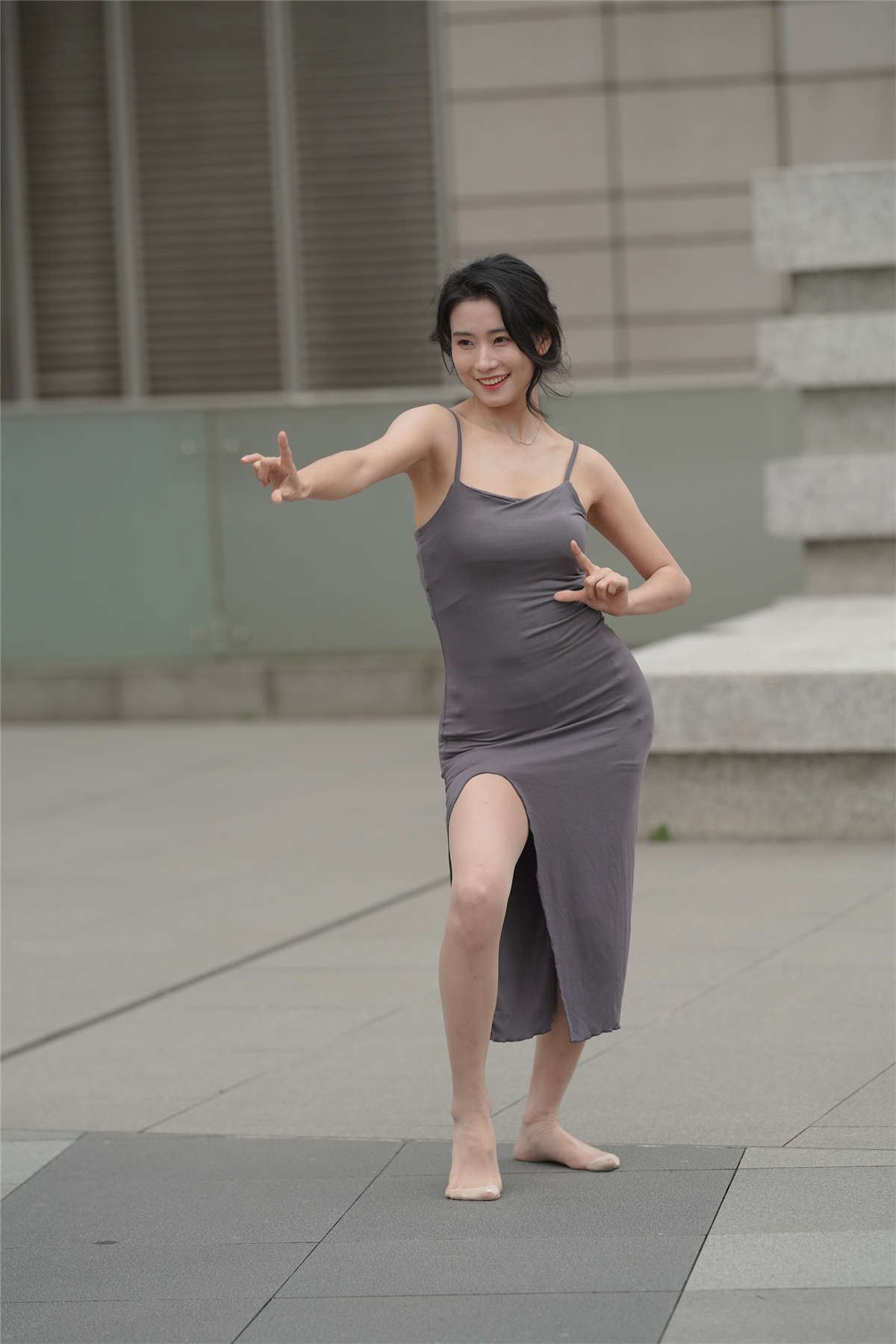柔美修身裙