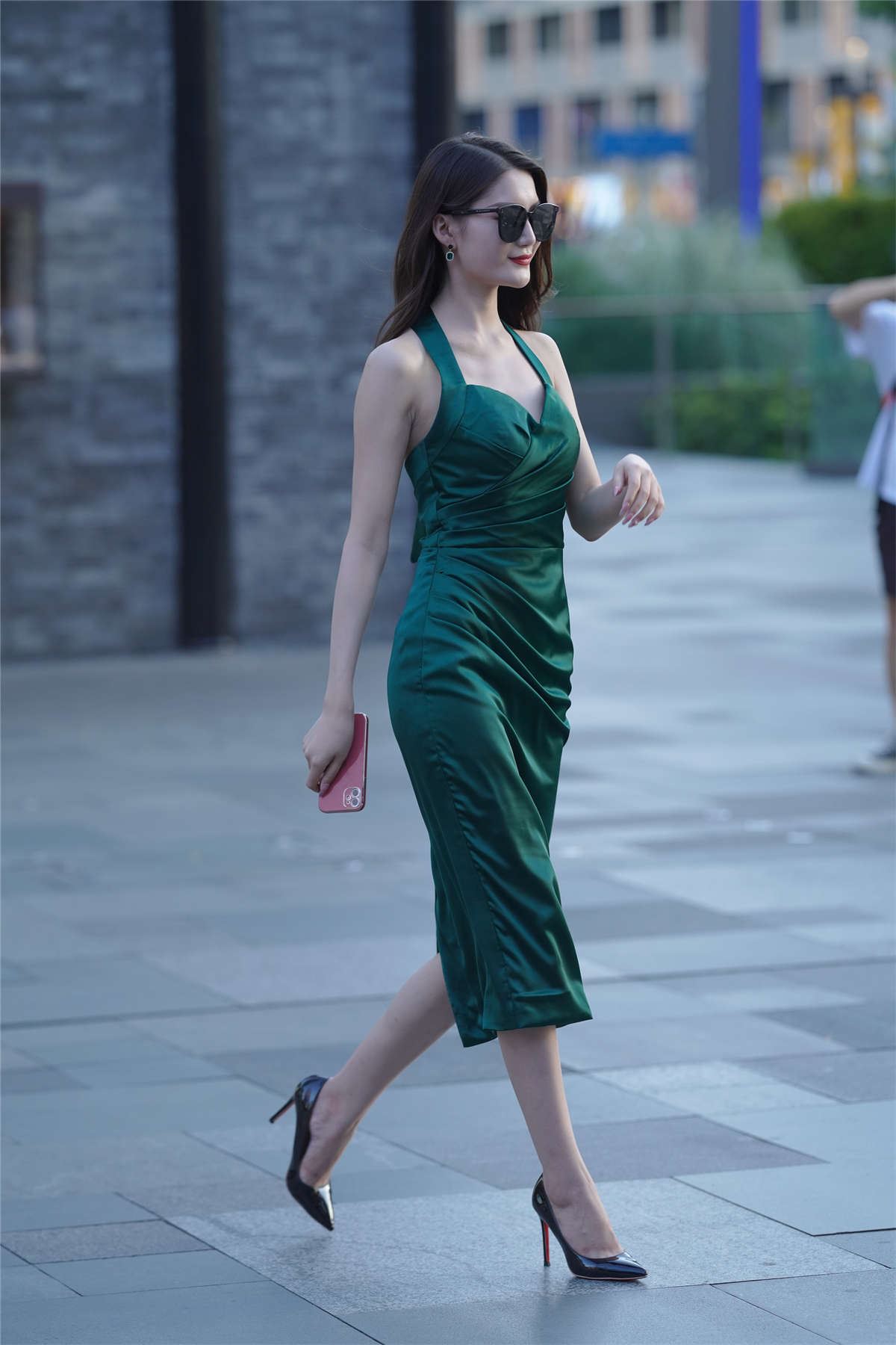 绿色长裙