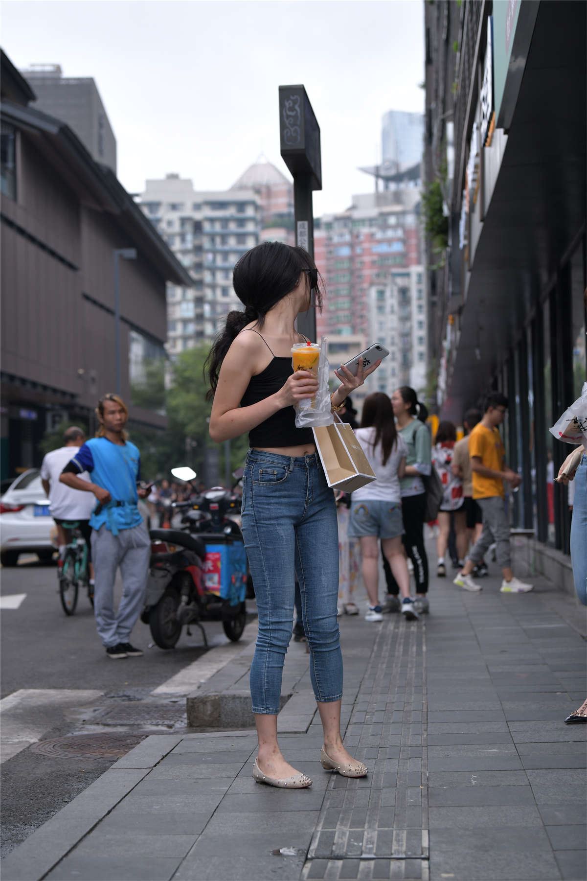 随性牛仔裤搭配