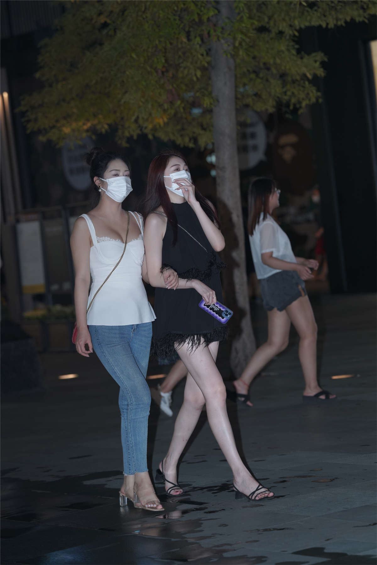 美腿闺蜜
