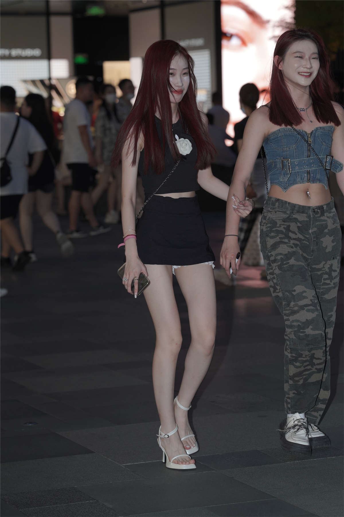 美腿闺蜜