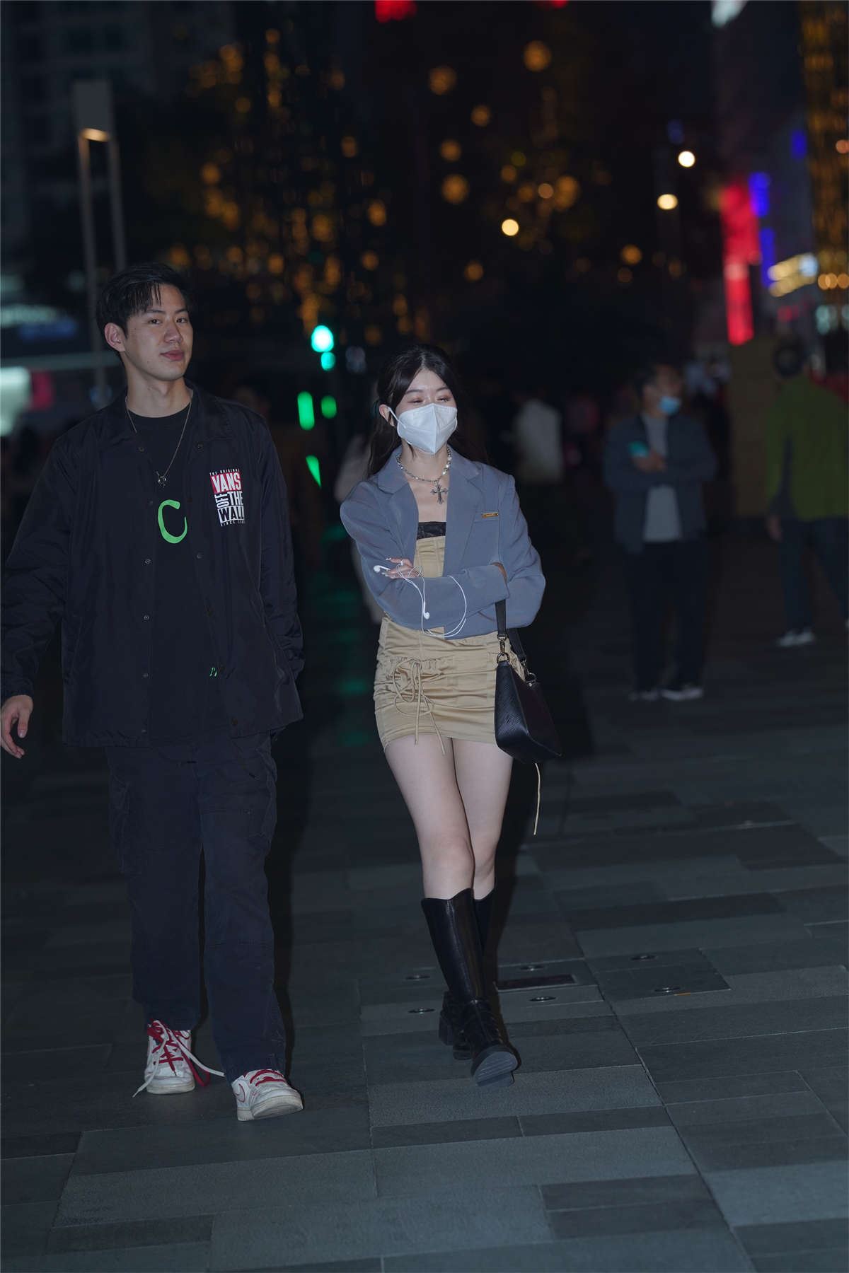皮靴美腿的诱惑
