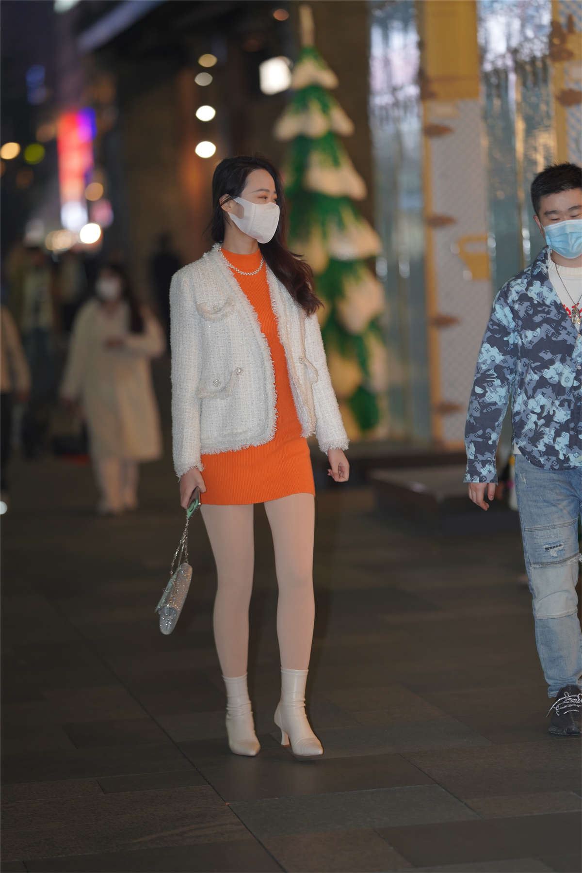 气质包臀裙美女