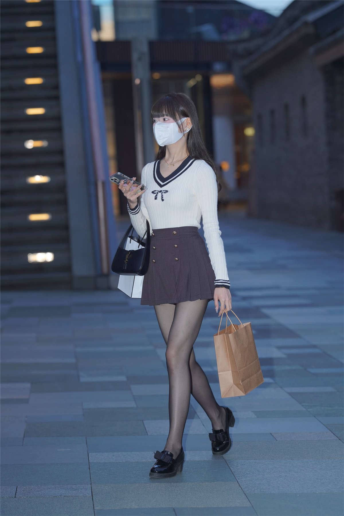 黑丝包臀小姐姐