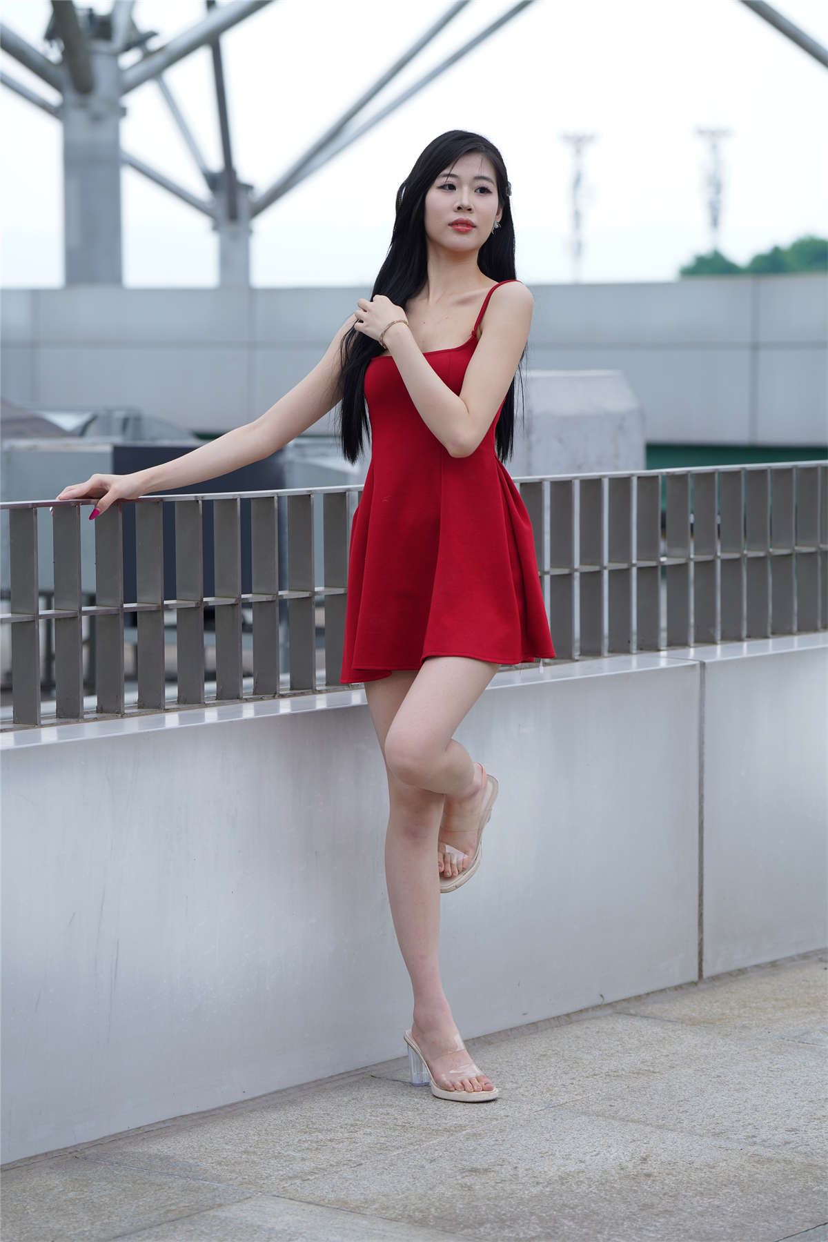 魅力红裙
