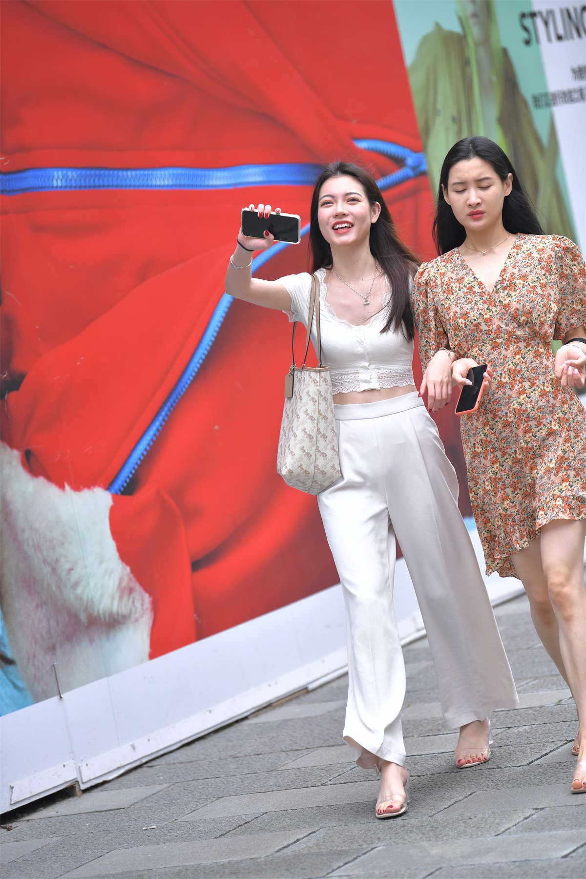 温婉白色系搭配
