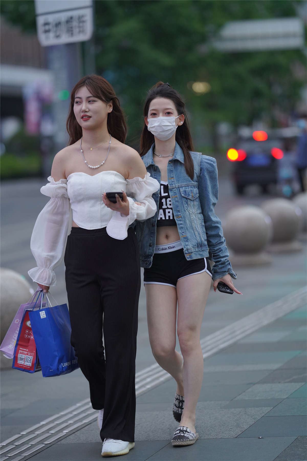 牛仔休闲运动装