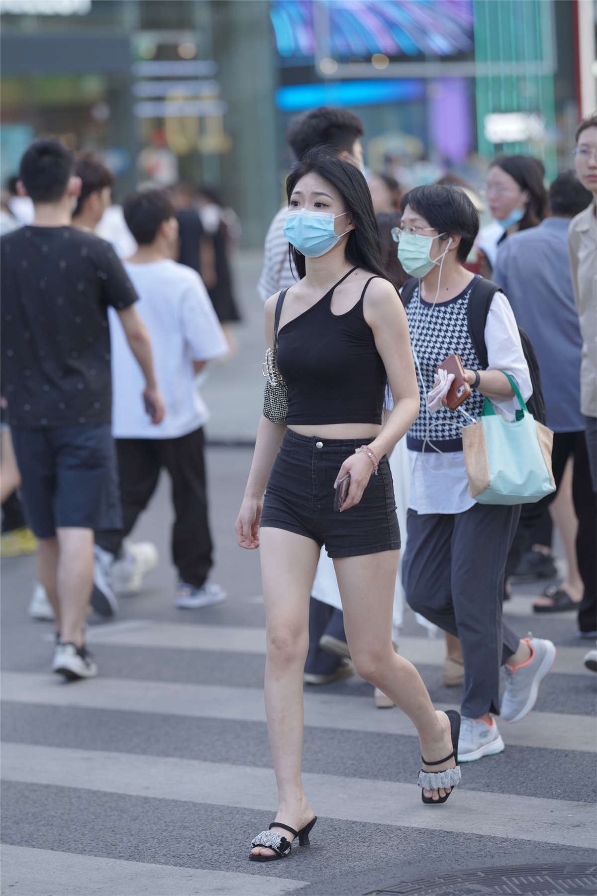 清秀甜美女孩