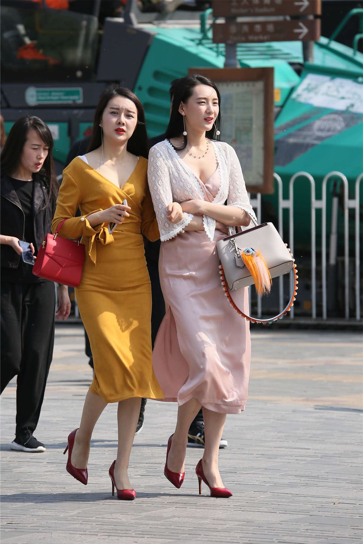 高级气质丝质裙