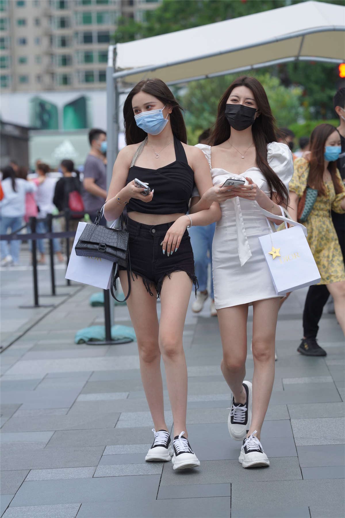 美腿闺蜜