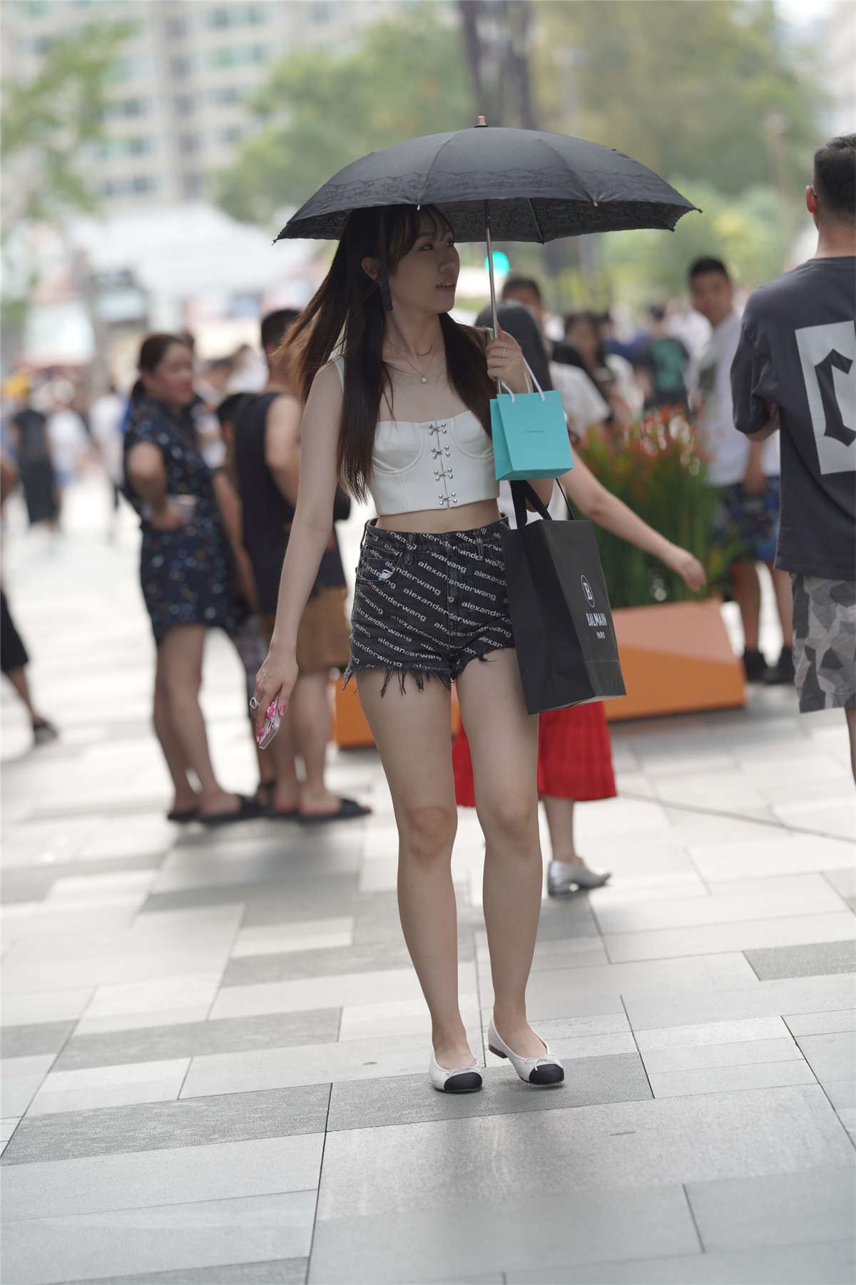 两位美腿小姐姐