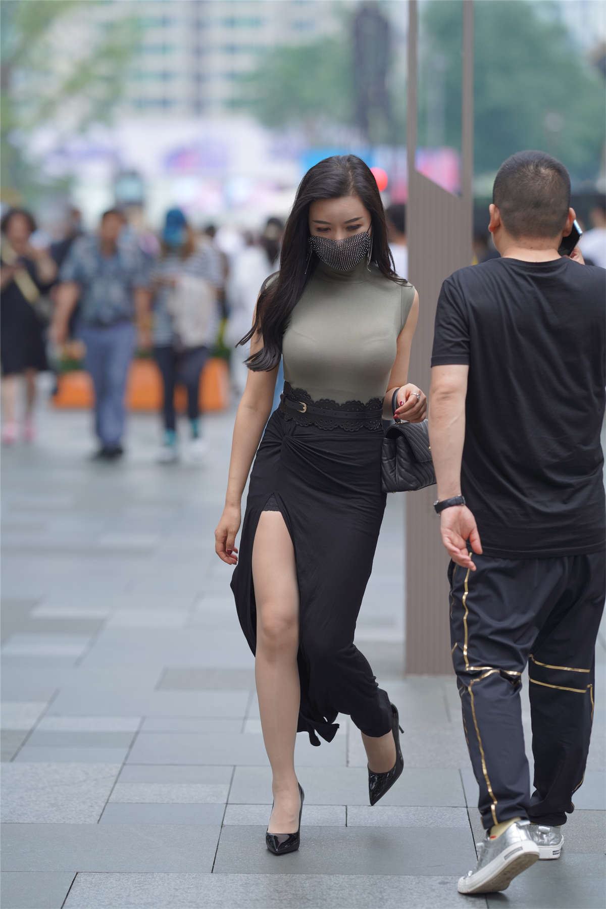 欣儿黑色长裙丝