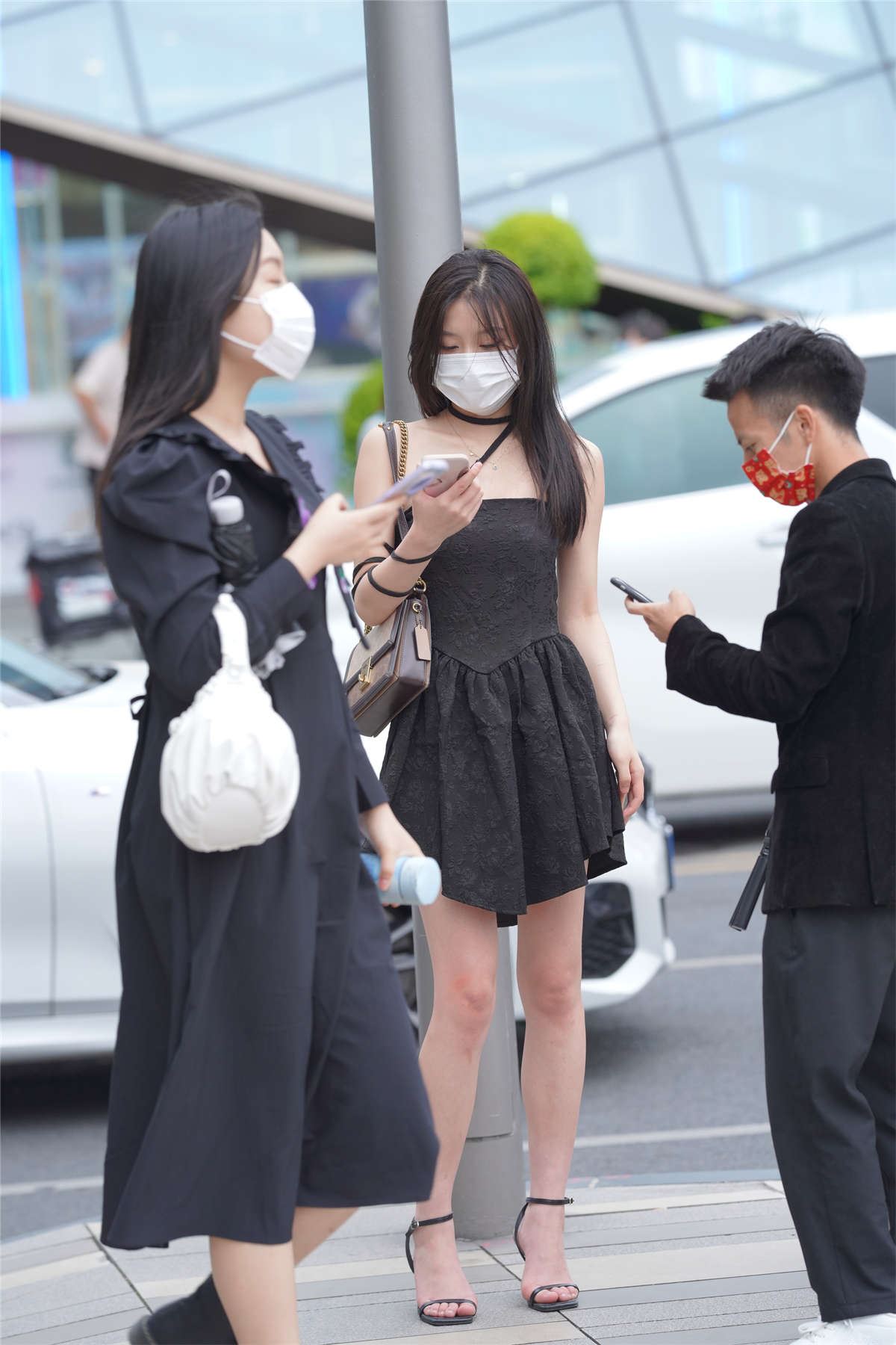 黑色提花美女