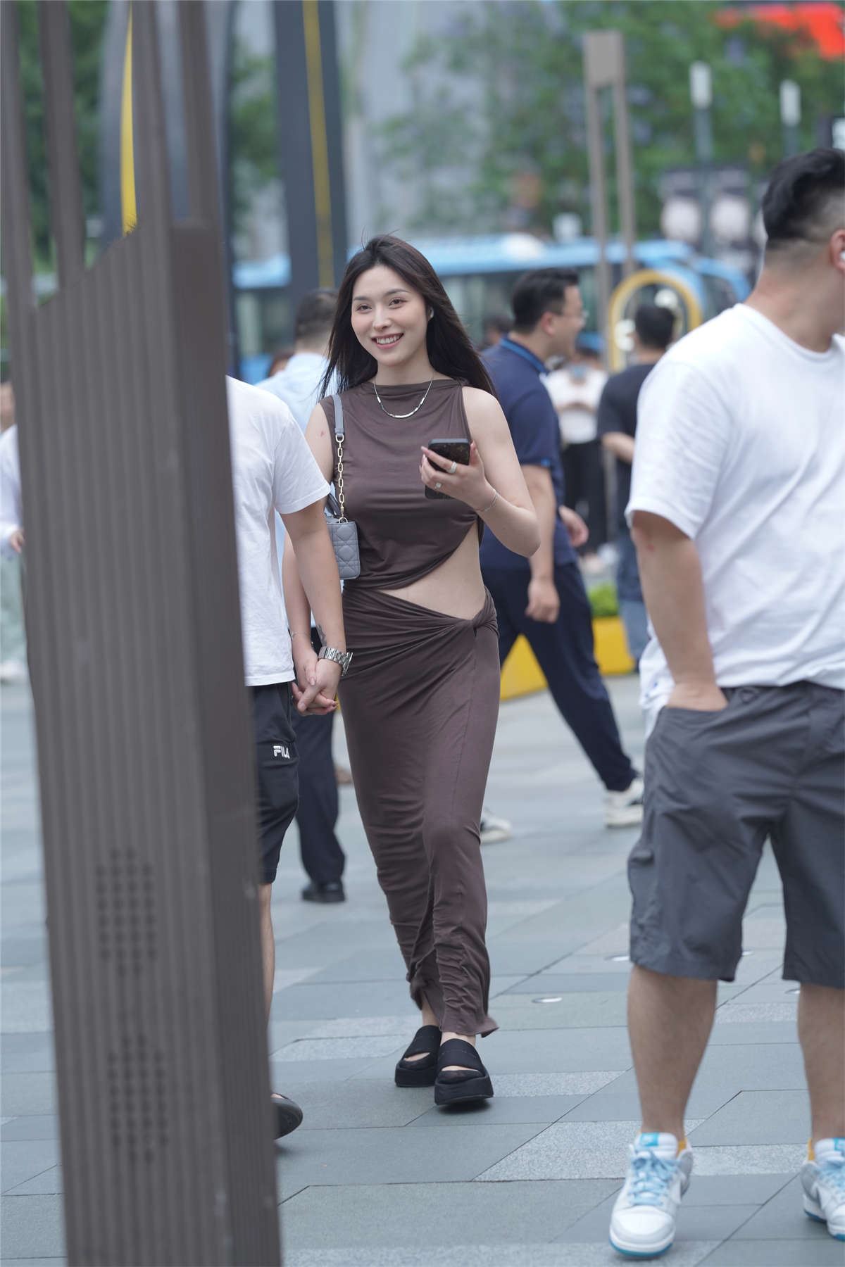 舒适的长裙套装