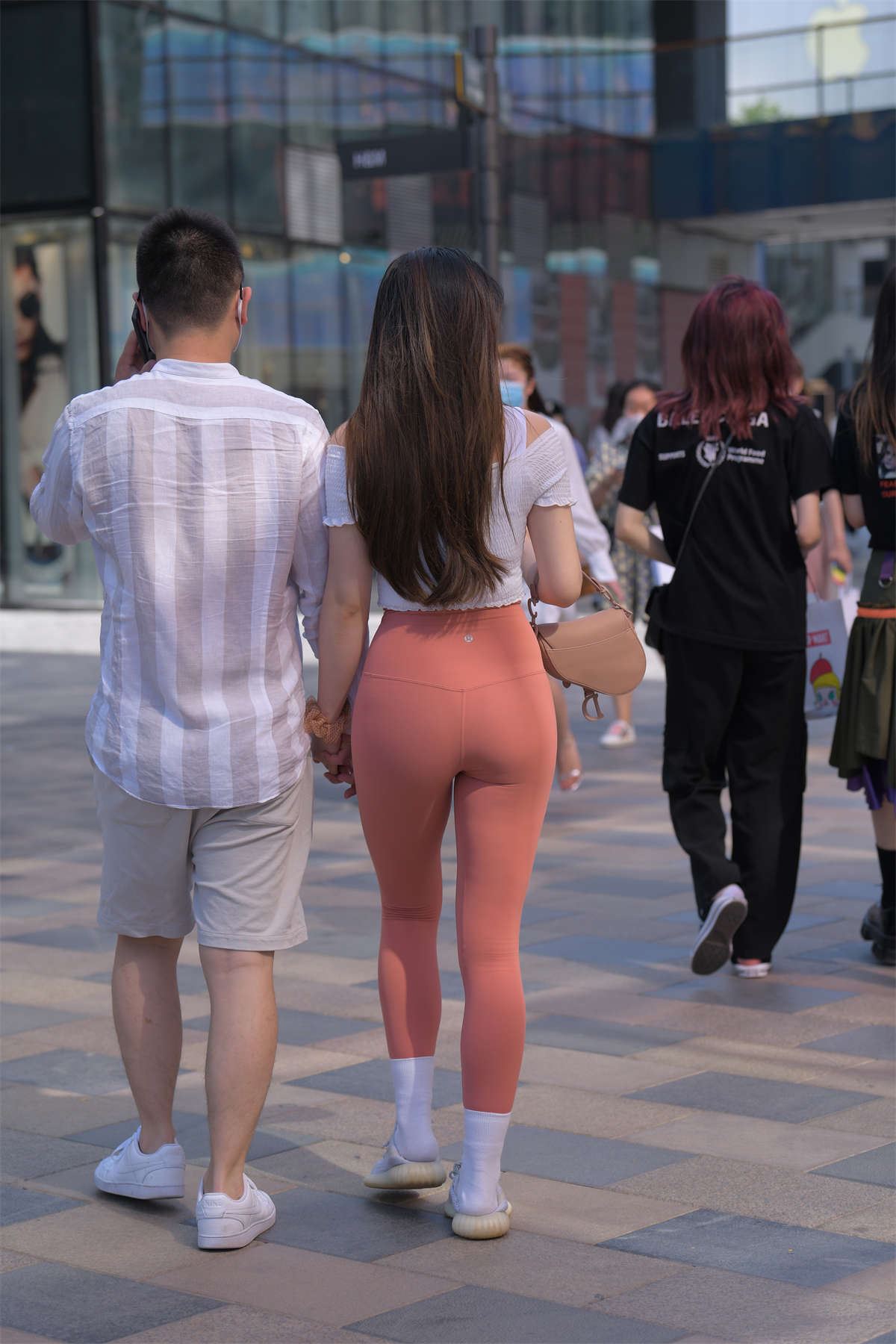 红石街拍作品 - 粉色性感瑜伽