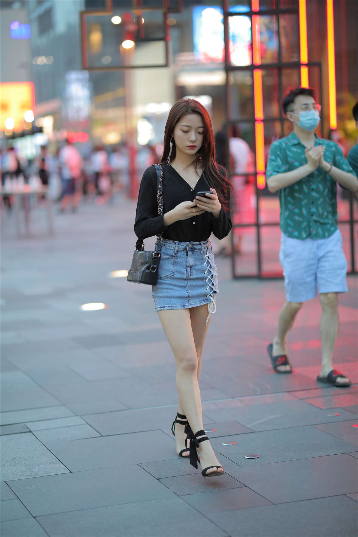 凯恩街拍作品 - 短裙小美女
