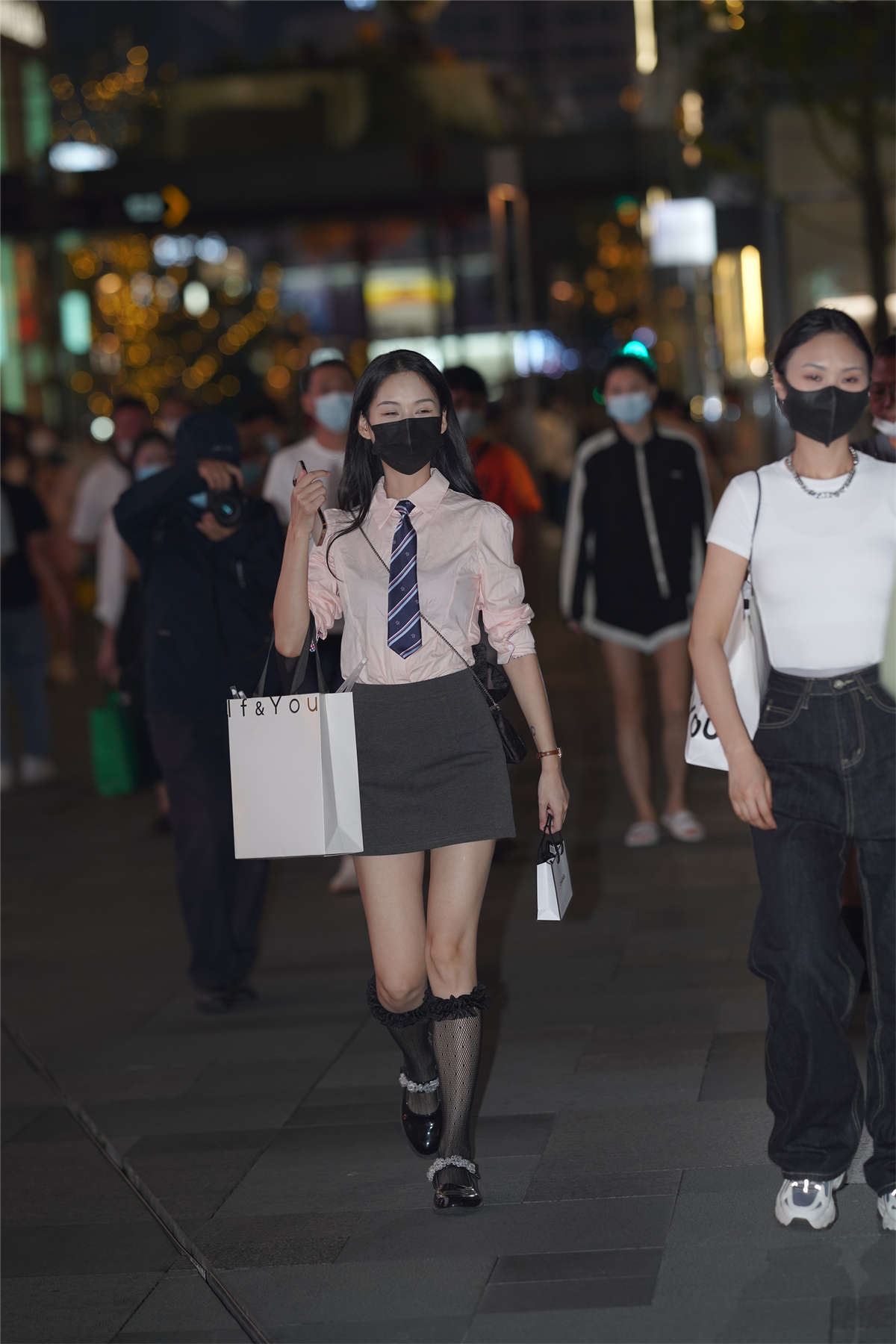 简单衬衫短裙
