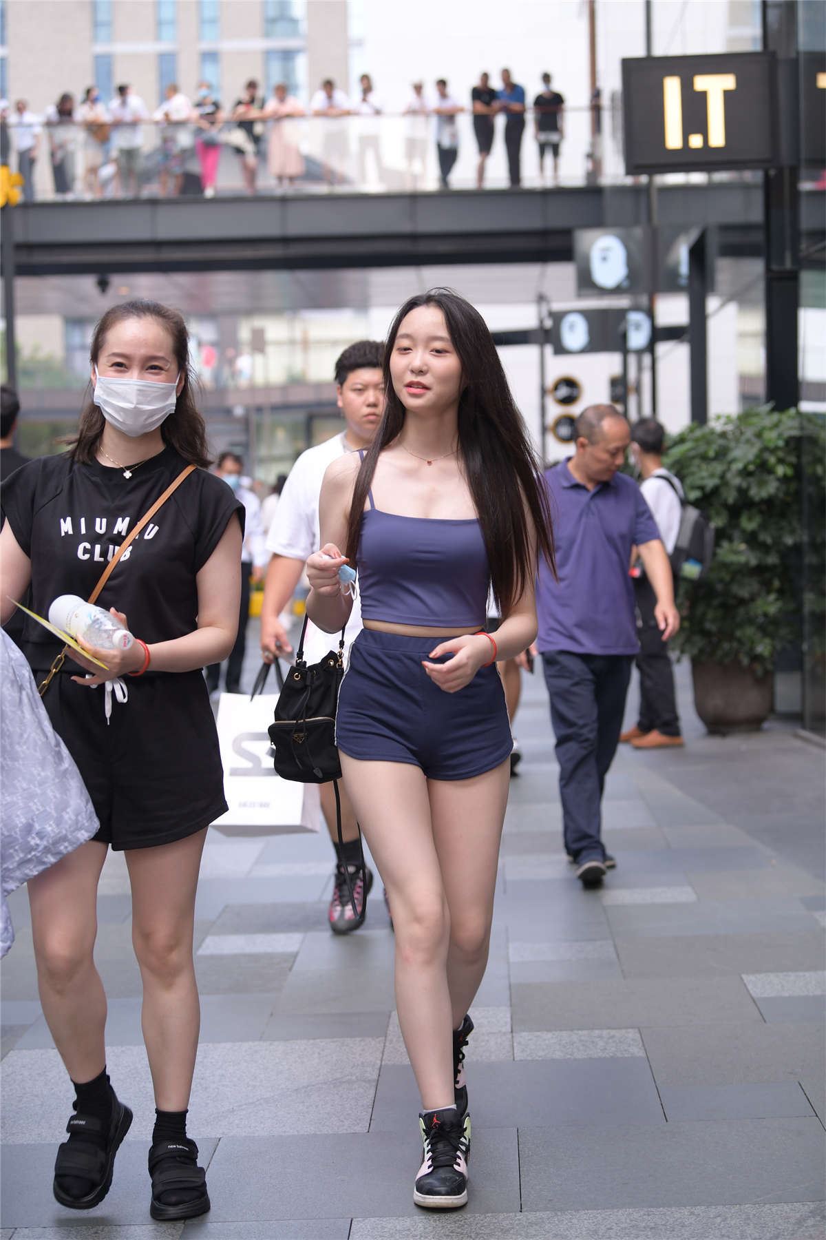 甜美可爱休闲装
