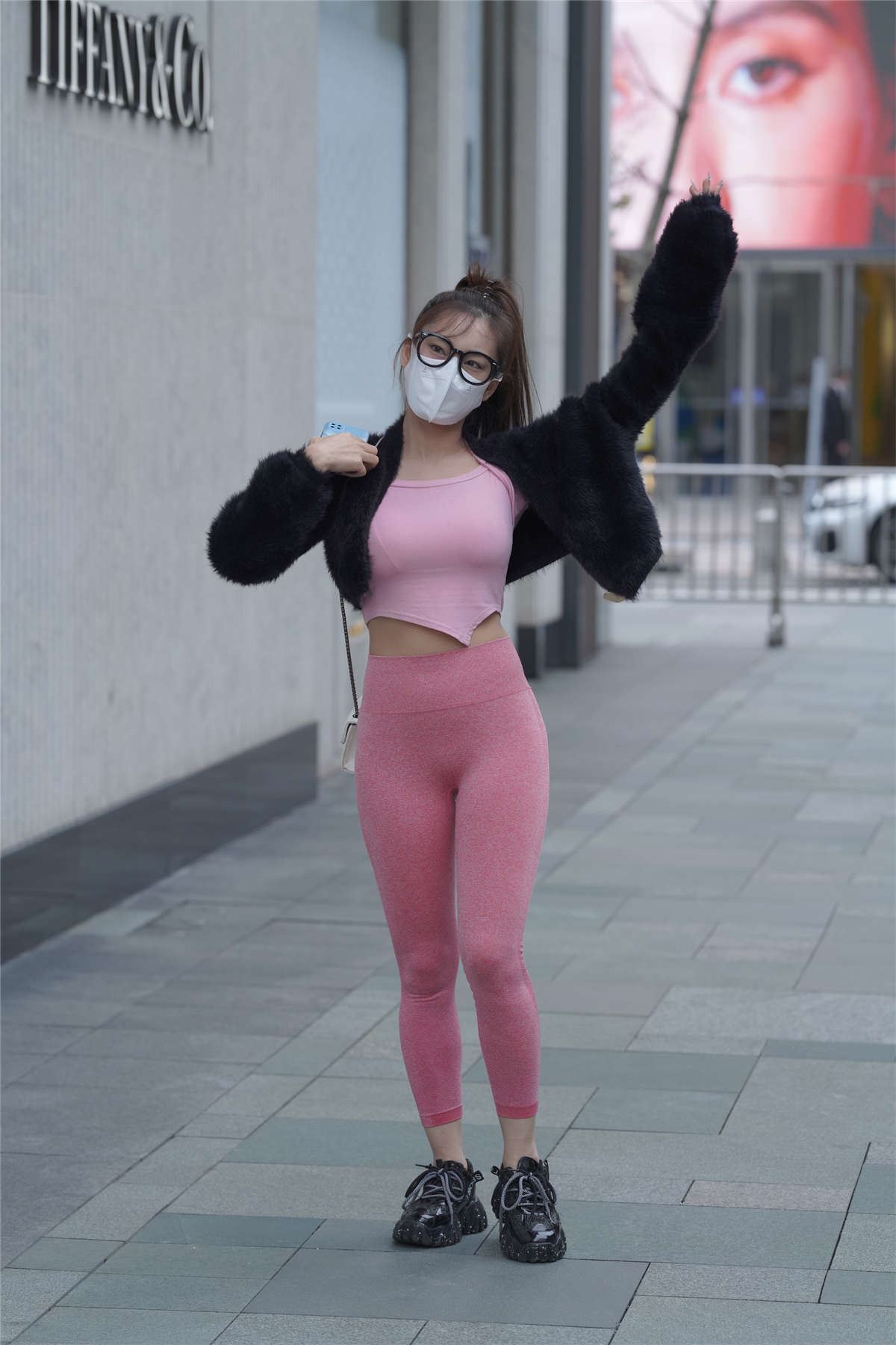 粉色瑜伽运动装