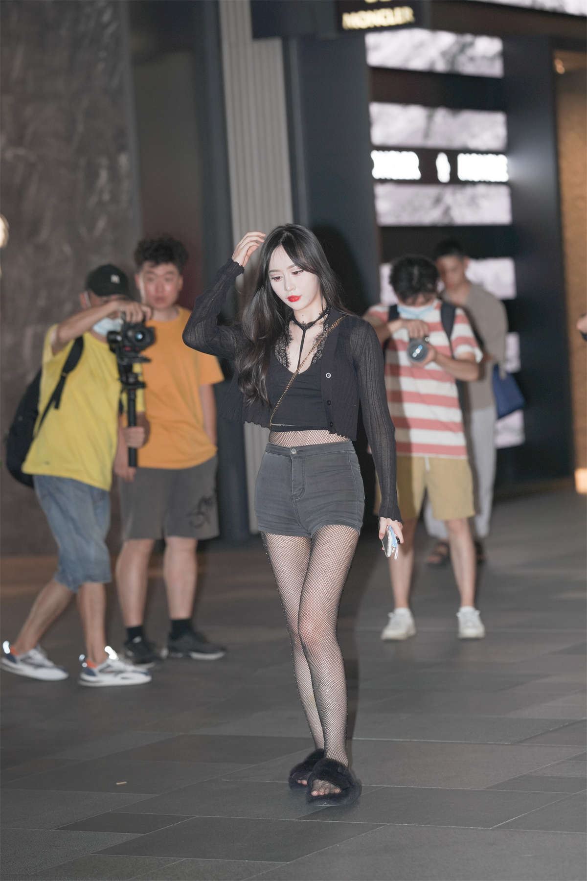 靓丽牛仔短裤