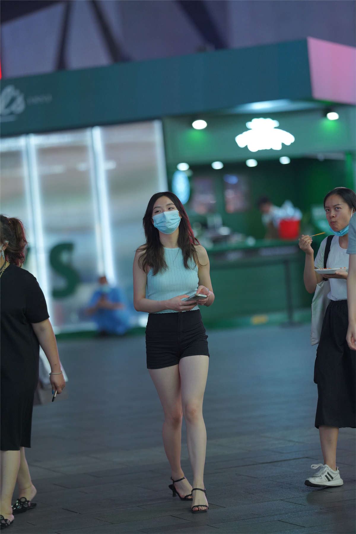 牛仔短裤美丽显腿
